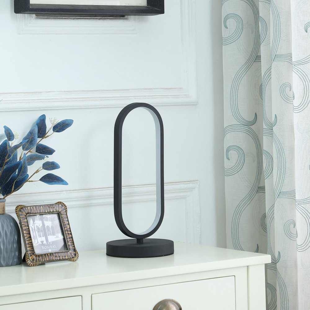 Black Metal LED Desk Lamp - Modern Minimalist Design