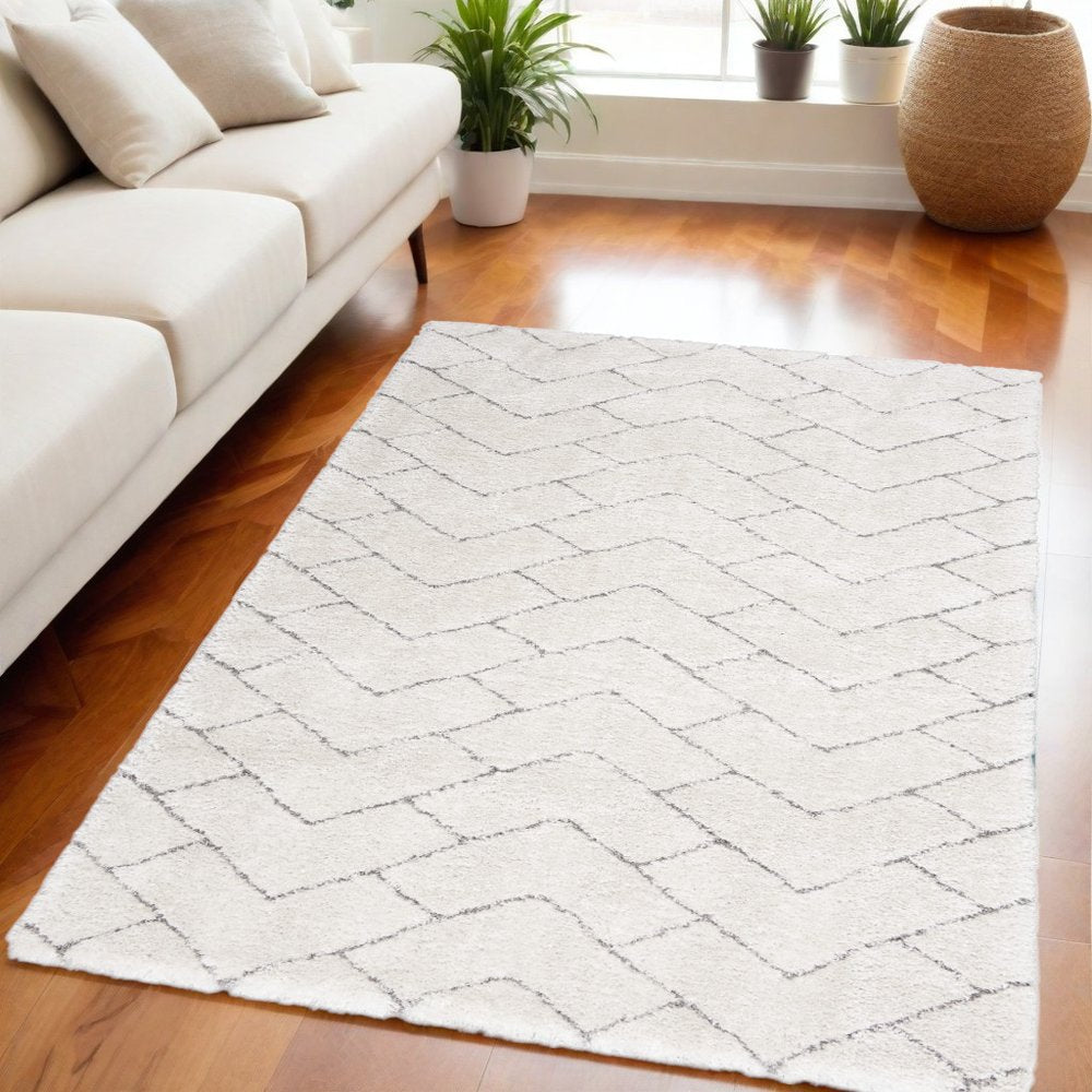 IVORY and GRAY Chevron Shag Area Rug