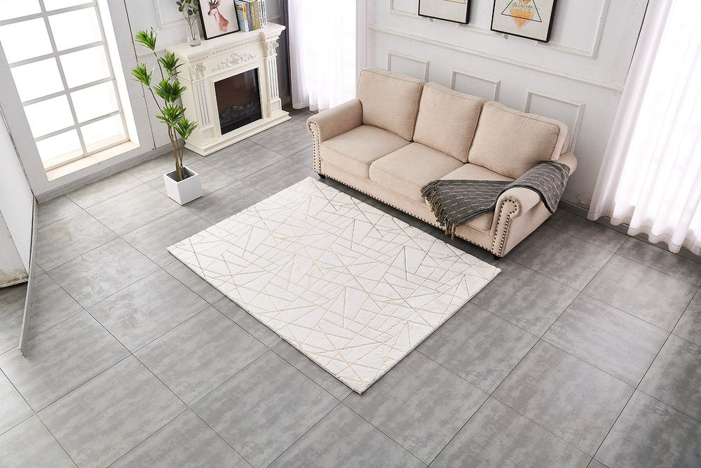 White Gold Faux Sheepskin Geometric Area Rug - 6x9 Washable | AUREMI