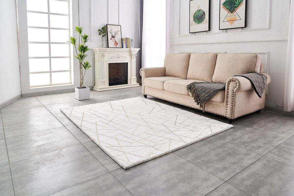 White Gold Faux Sheepskin Geometric Area Rug - 6x9 Washable | AUREMI
