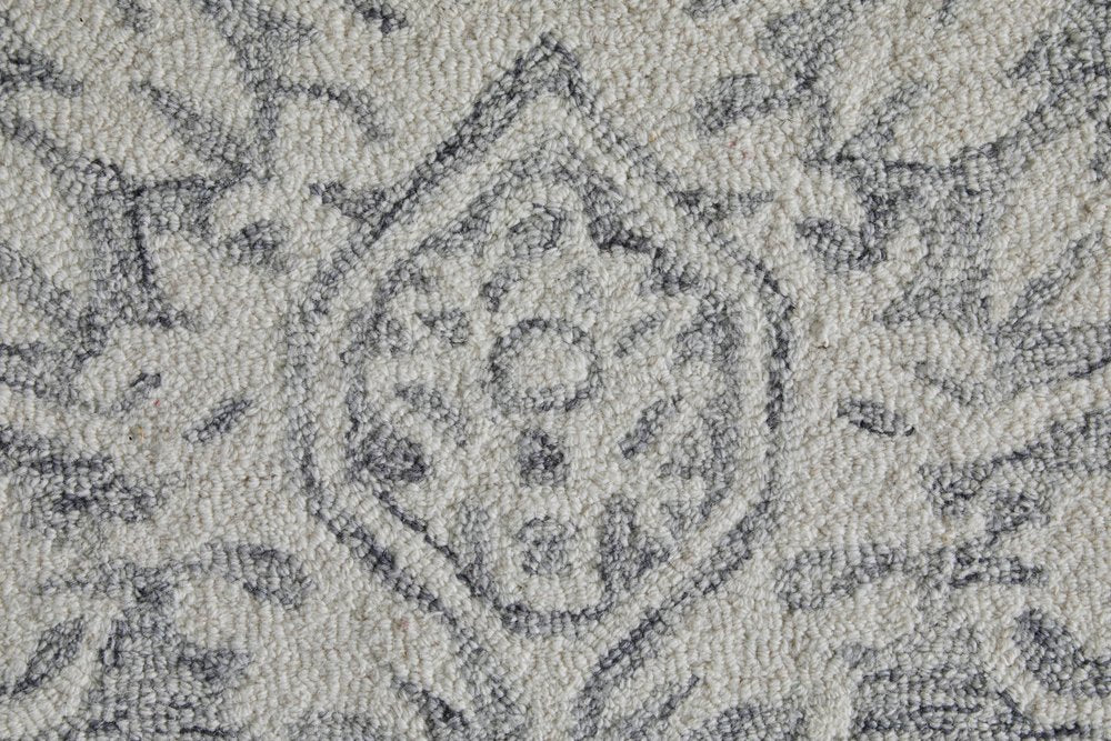 8' X 10' Gray And White Geometric Hand Tufted Area Rug