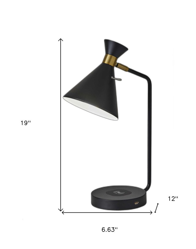 Treble Black Metal Table Lamp - Modern Industrial Design