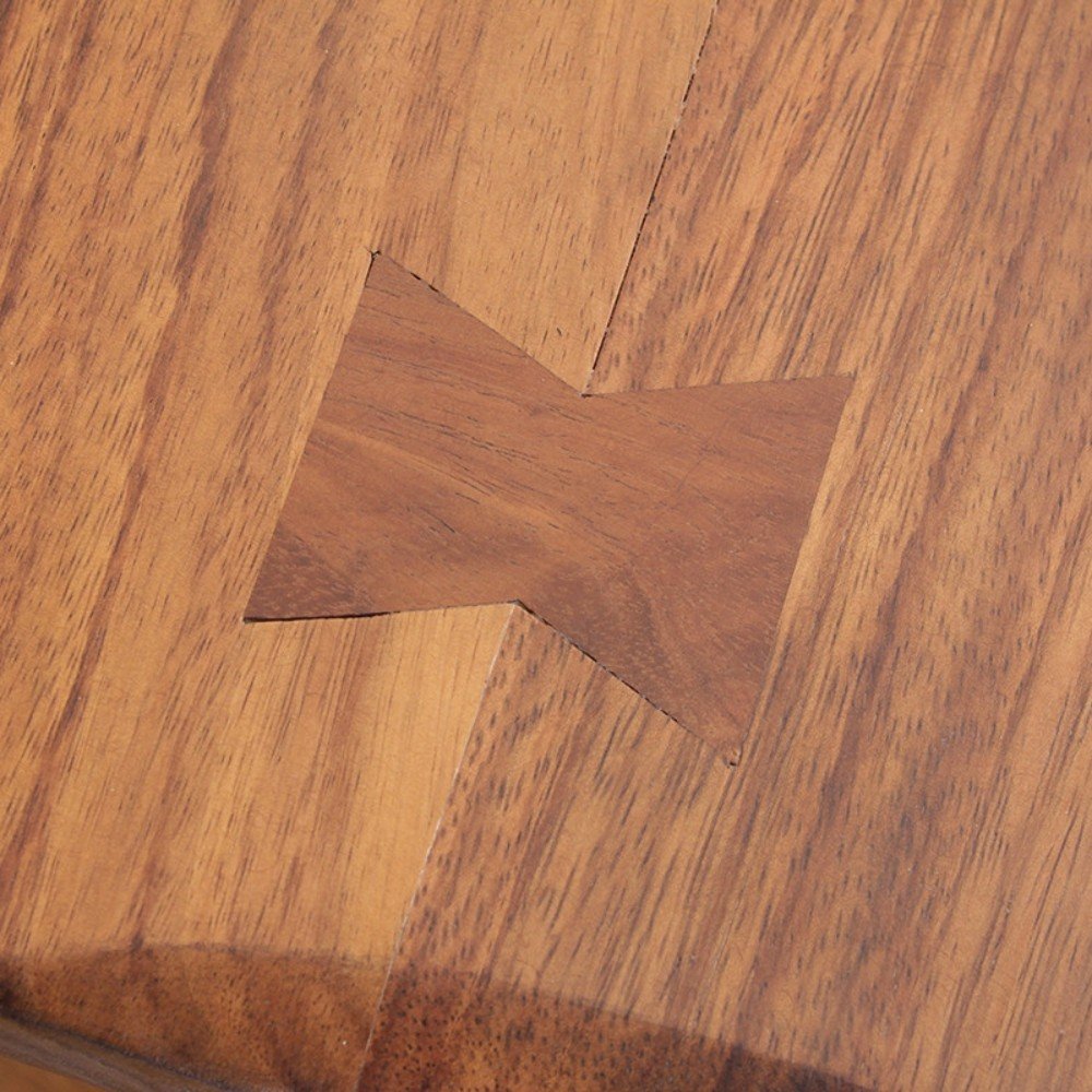 AUREMI Brown Solid Wood TV Stand