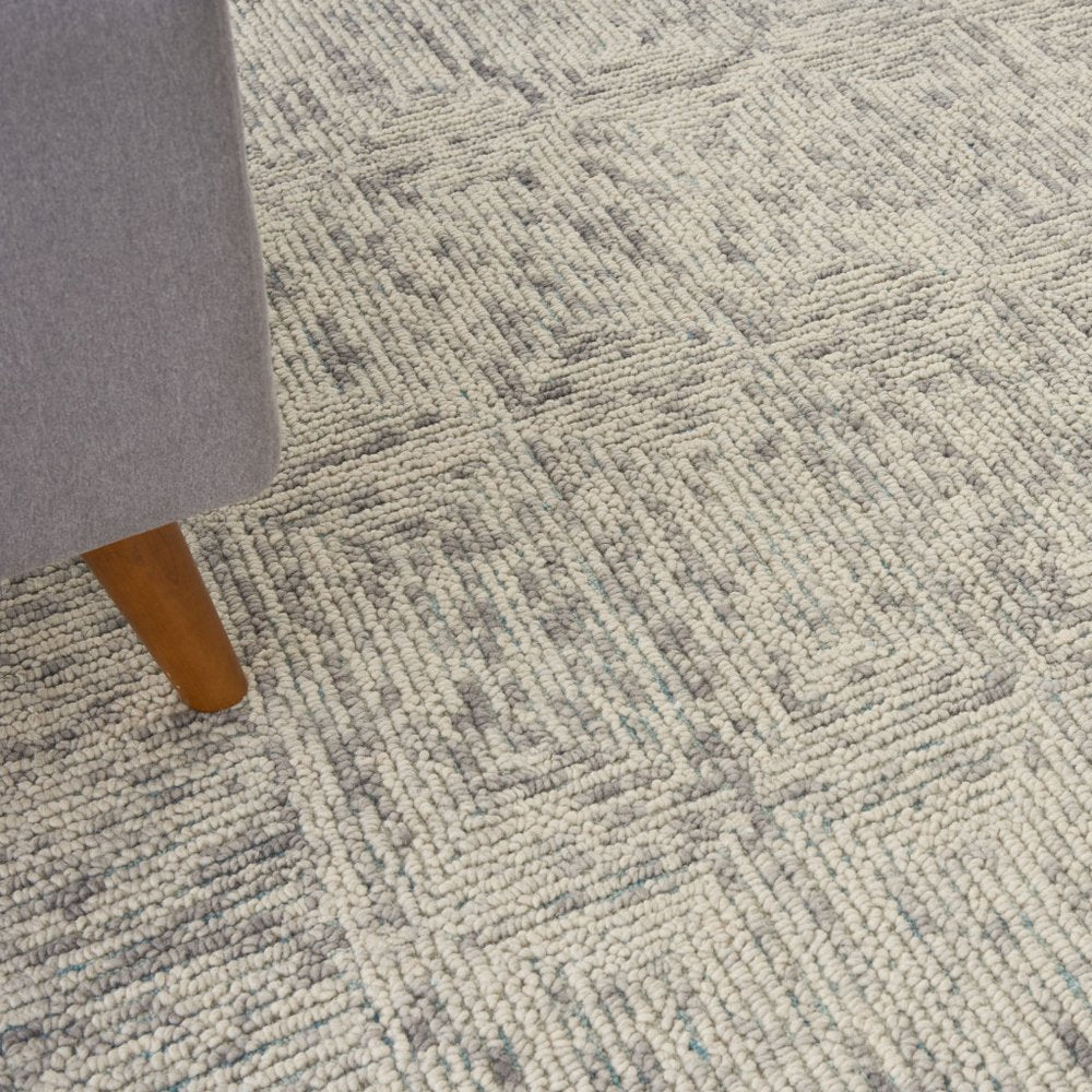 8' X 10' Ivory and Gray Wool Geometric Area Rug