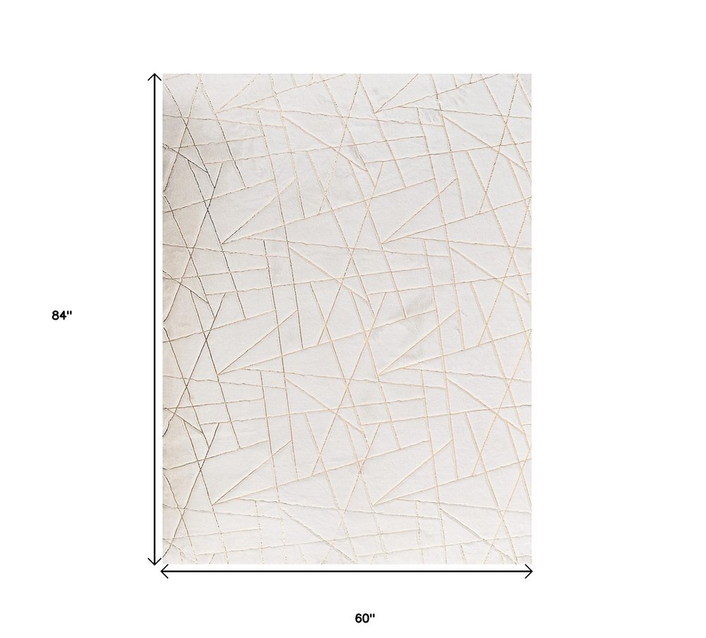 White Gold Faux Sheepskin Geometric Area Rug - 6x9 Washable | AUREMI