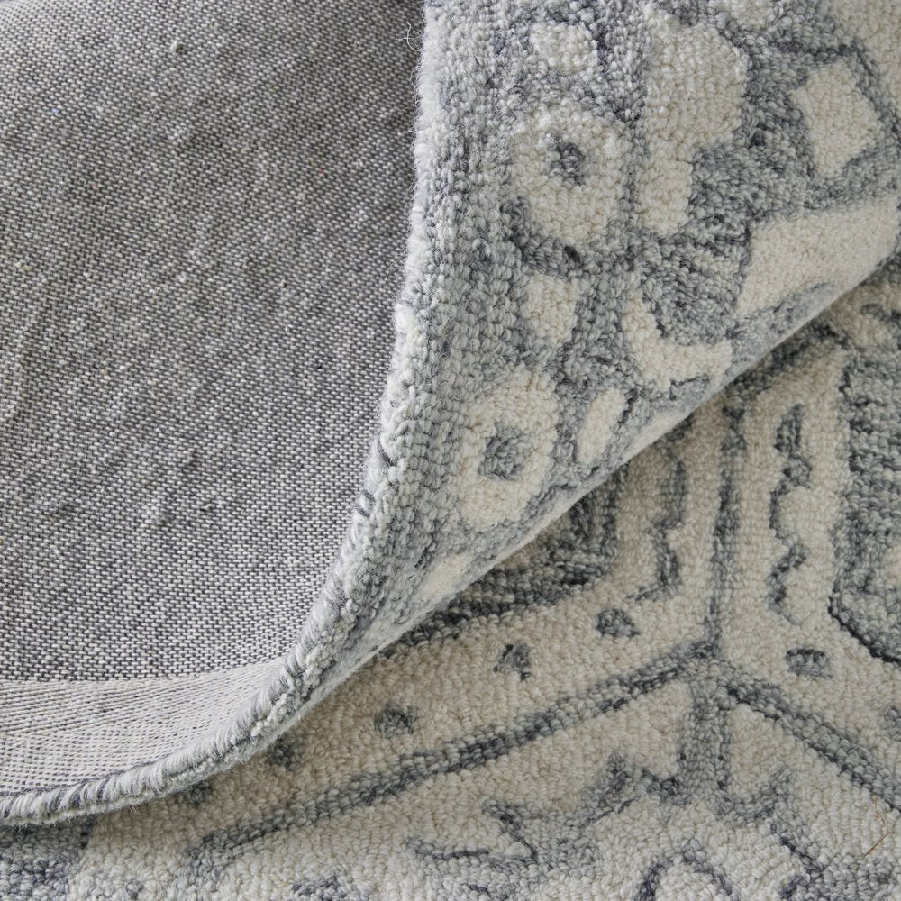 8' X 10' Gray And White Geometric Hand Tufted Area Rug